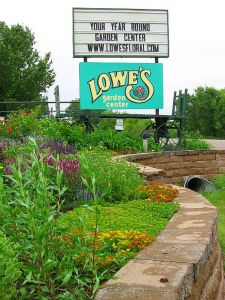 Lowes Sign